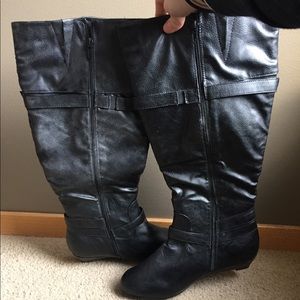 New women’s $79 11w boots!